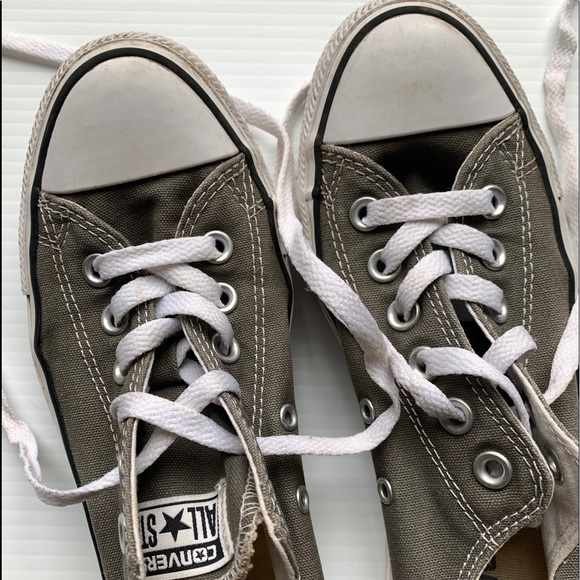 Converse All Star Chuck Taylors - Picture 2 of 10